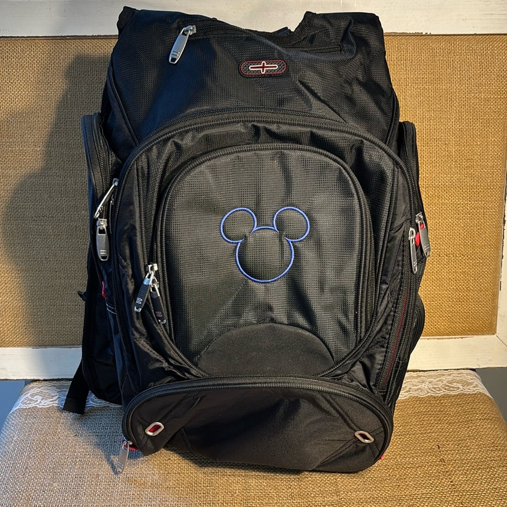 Elleven Commuter Backpack
